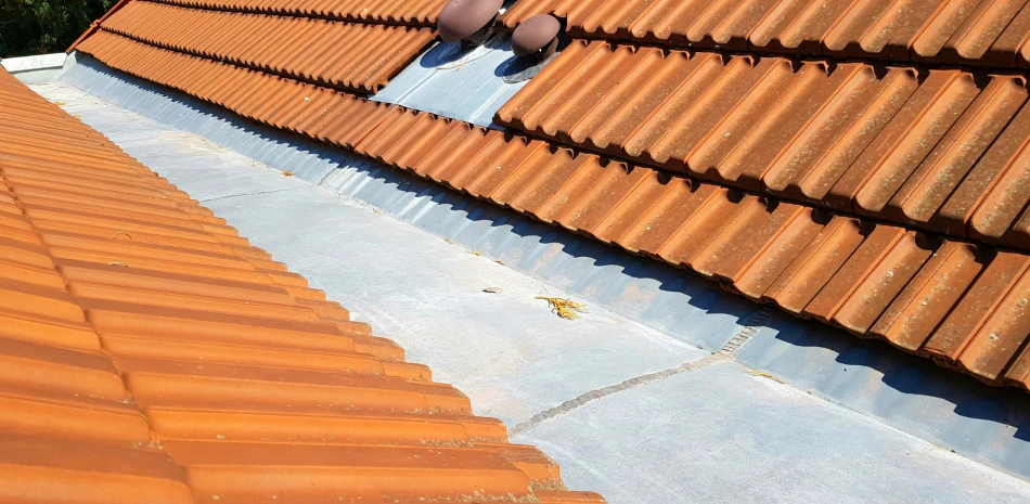 Seamless Rain Gutters@1x